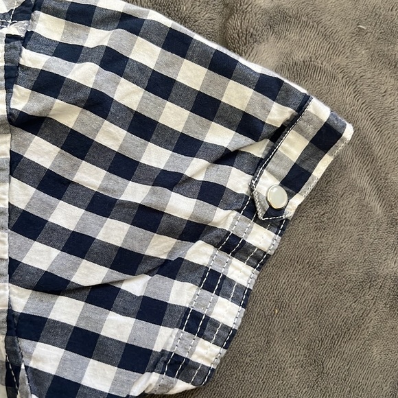 PD & C shirt - Picture 3 of 5